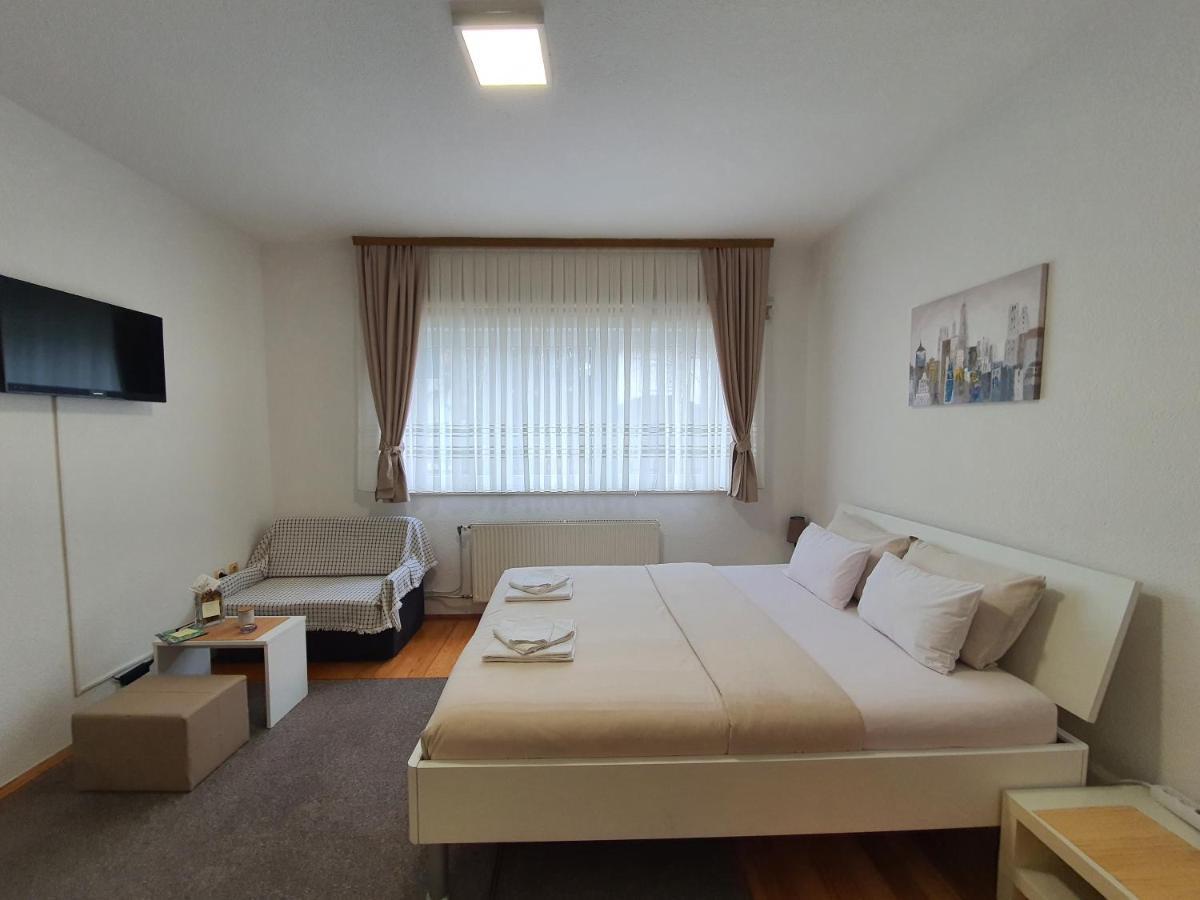 Studio Apartman 11 Bihac Exterior photo