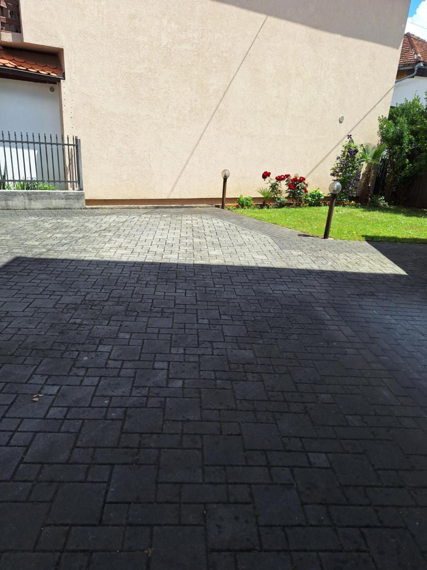 Studio Apartman 11 Bihac Exterior photo